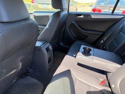 Used 2017 Volkswagen Jetta SE