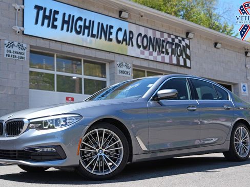 Used 2018 BMW 530i xDrive w/ Premium Package AWD/4WD image 1