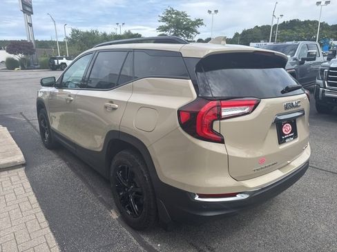 Used 2022 GMC Terrain AT4 w/ Infotainment Package II image 7