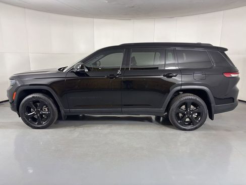 Used 2023 Jeep Grand Cherokee L Altitude image 5