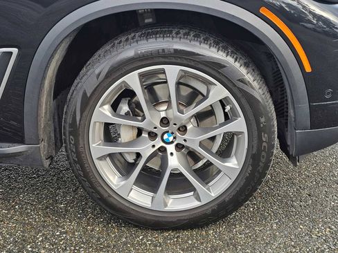 Used 2022 BMW X5 sDrive40i w/ Parking Assistance Package image 9