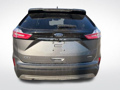 Used 2024 Ford Edge SEL image 11