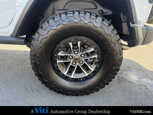 Used 2024 Jeep Wrangler Unlimited Rubicon 392 image 12