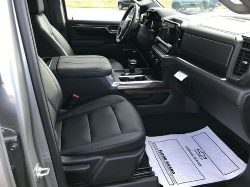 New 2026 Chevrolet Silverado 1500 RST w/ Convenience Package II AWD/4WD image 18