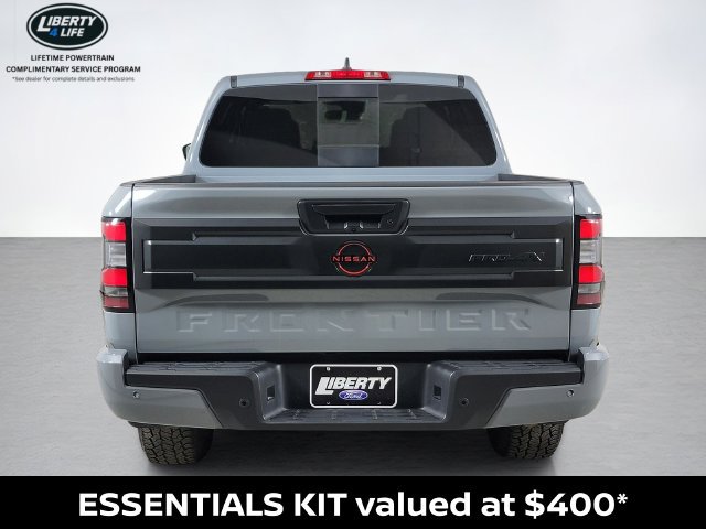 Used 2025 Nissan Frontier PRO-4X AWD/4WD image 4