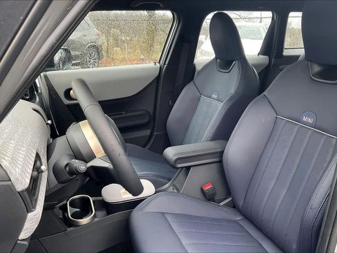 Used 2025 MINI Cooper S FWD image 7