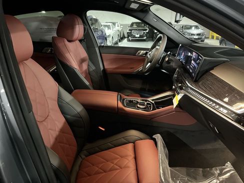 New 2026 BMW X6 xDrive40i w/ Parking Assistance Package image 25