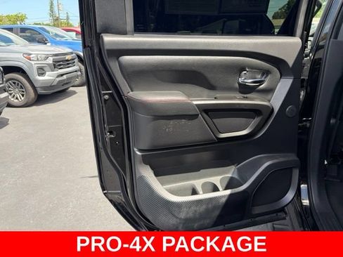 Used 2023 Nissan Titan PRO-4X w/ Pro-4x Convenience Package AWD/4WD image 13