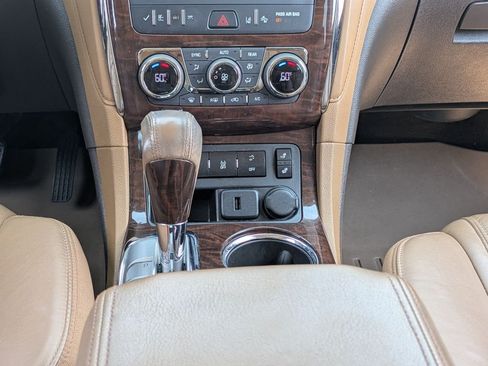 Used 2015 Buick Enclave Leather FWD image 20