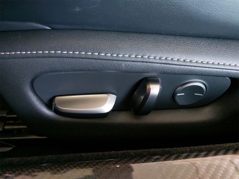 Used 2023 Lexus LC 500 Convertible image 38