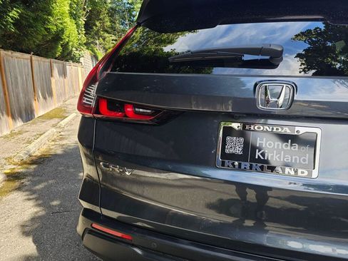 Used 2023 Honda CR-V EX-L image 16