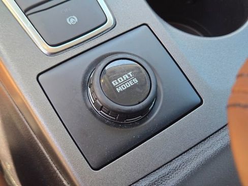 Used 2025 Ford Bronco Sport Outer Banks w/ Outer Banks Tech Package+ AWD/4WD image 33