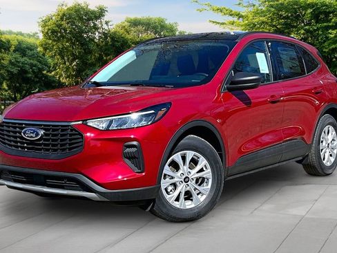 New 2026 Ford Escape Active w/ Tech Pack #1 FWD image 2