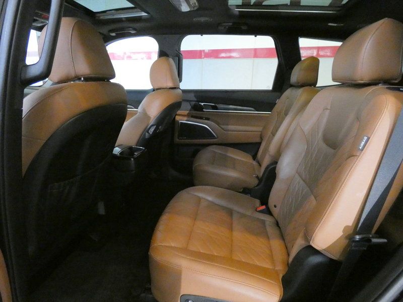 Used 2023 Kia Telluride AWD image 27