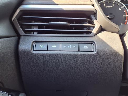 New 2025 Nissan Altima 2.5 SL image 23