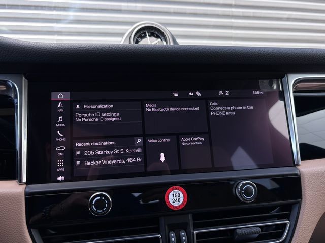 Certified 2026 Porsche Macan AWD/4WD image 18