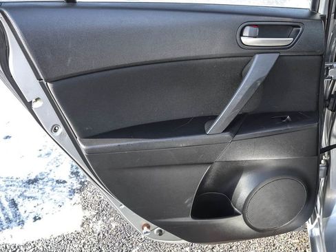 Used 2012 MAZDA MAZDA3 i Touring image 25