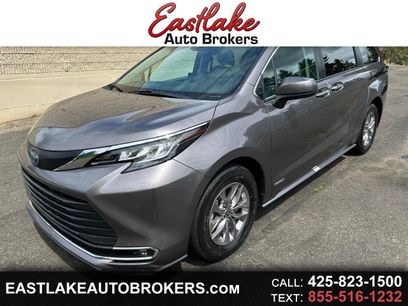Used 2021 Toyota Sienna XLE