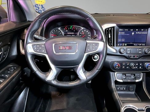 Used 2023 GMC Terrain SLT AWD/4WD image 9