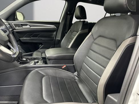 Used 2020 Volkswagen Atlas Cross Sport SEL Premium R-Line AWD/4WD image 14