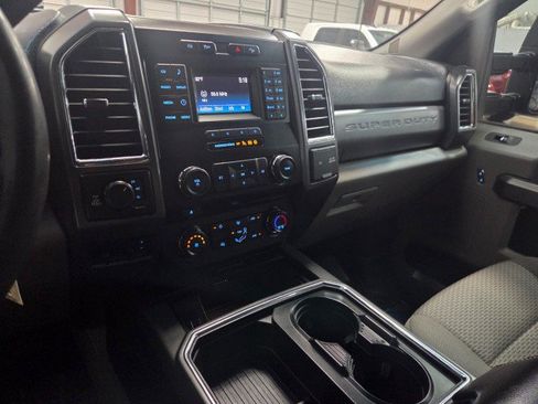 Used 2017 Ford F250 XLT w/ XLT Value Package AWD/4WD image 49