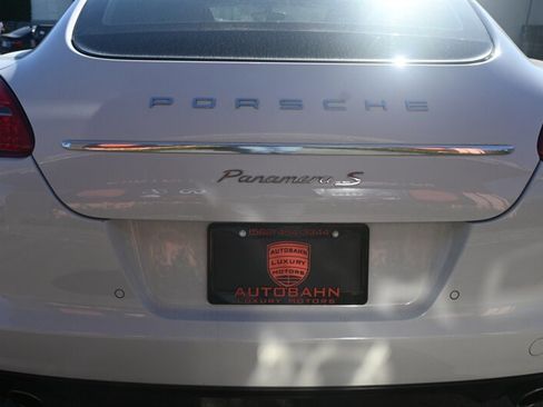 Used 2013 Porsche Panamera S image 9