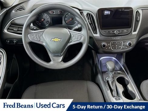 Used 2024 Chevrolet Malibu LT FWD image 29