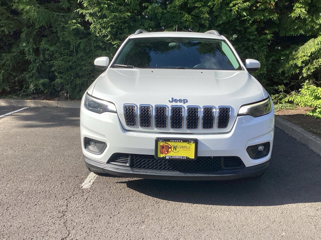 Used 2019 Jeep Cherokee Latitude Plus FWD image 15
