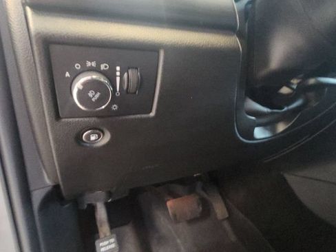 Used 2021 Jeep Grand Cherokee Laredo X AWD/4WD image 19
