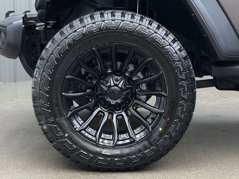 Used 2025 Jeep Wrangler Unlimited Sport S 4xe AWD/4WD image 10