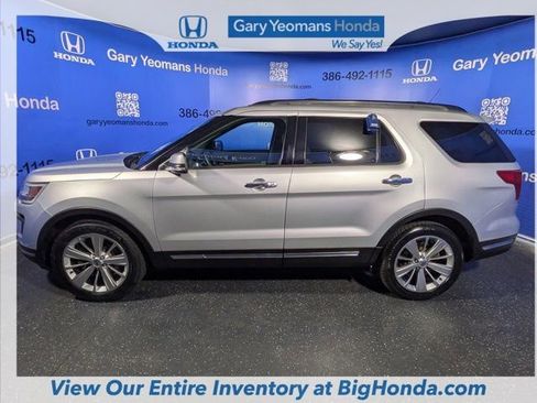 Used 2018 Ford Explorer Limited image 9