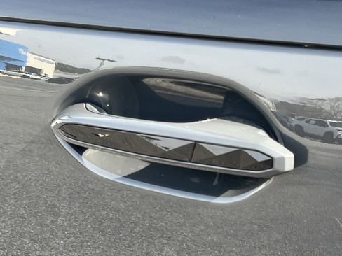 Used 2025 BMW XM image 40