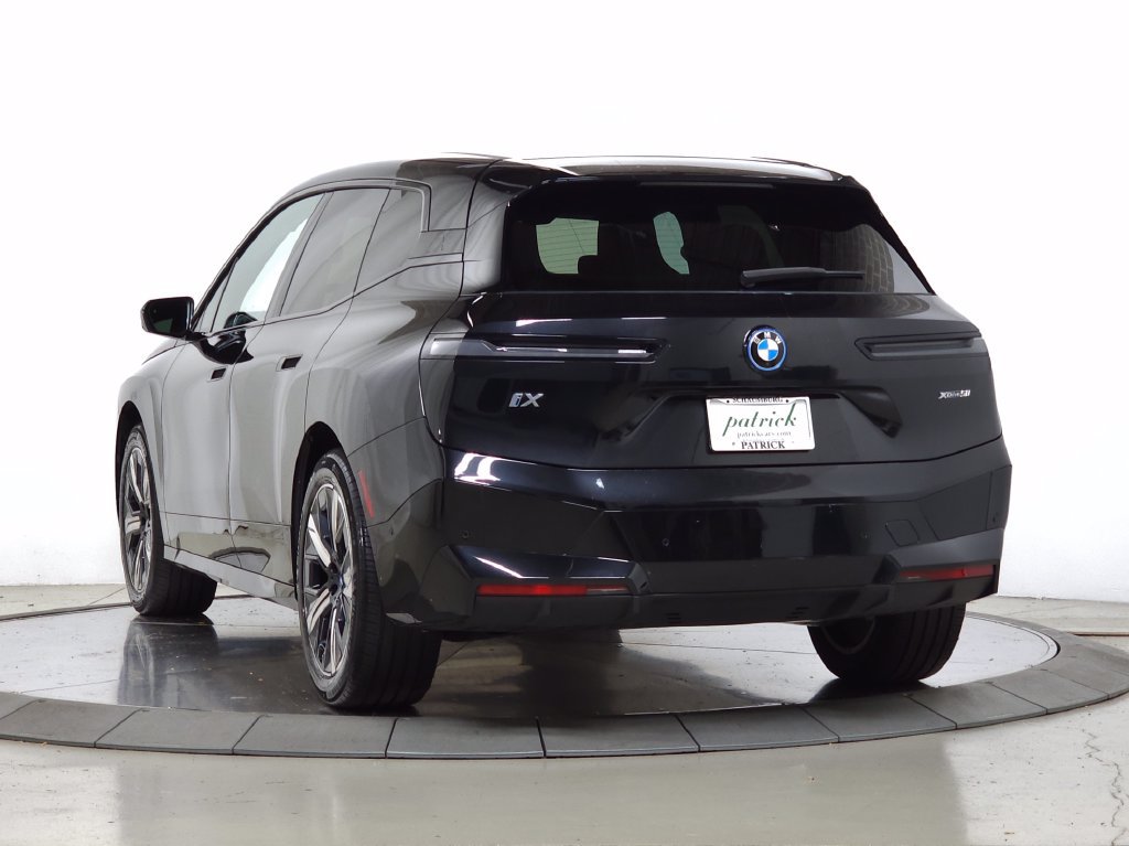 Certified 2024 BMW iX xDrive50 w/ Sport Package AWD/4WD image 7