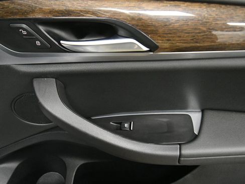 Used 2018 BMW X3 xDrive30i image 30