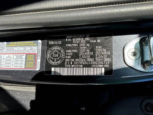 Used 2022 Kia Sorento LX AWD/4WD image 19