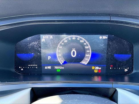 Used 2022 Volkswagen Taos SE image 14