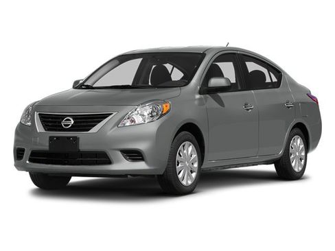 Used 2014 Nissan Versa SV FWD image 2
