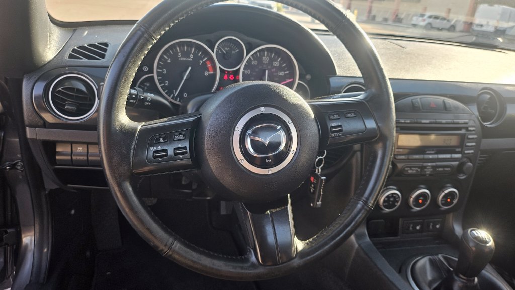 Used 2014 MAZDA MX-5 Miata Grand Touring w/ Appearance Package RWD image 25