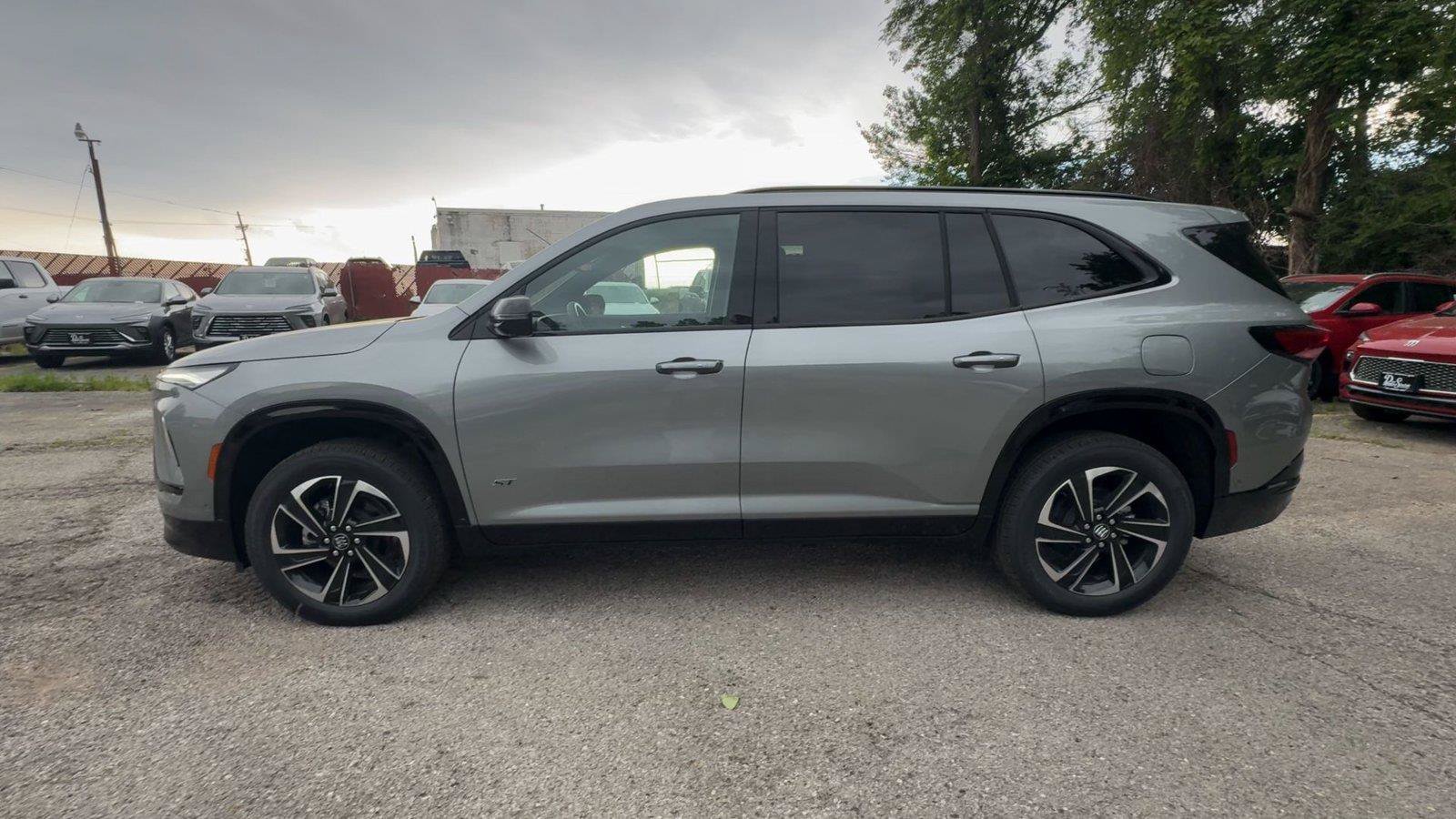 New 2026 Buick Enclave Sport Touring w/ Super Cruise Package AWD/4WD image 5