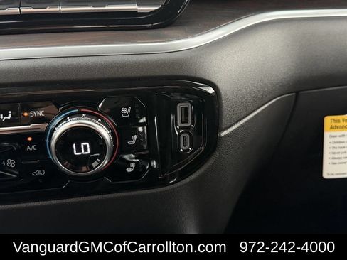 New 2026 GMC Sierra 1500 SLT AWD/4WD image 17