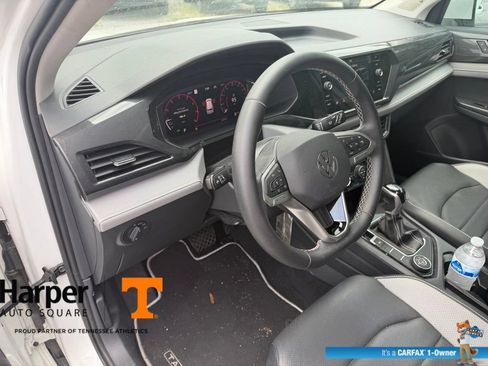 Used 2023 Volkswagen Taos SEL AWD/4WD image 14