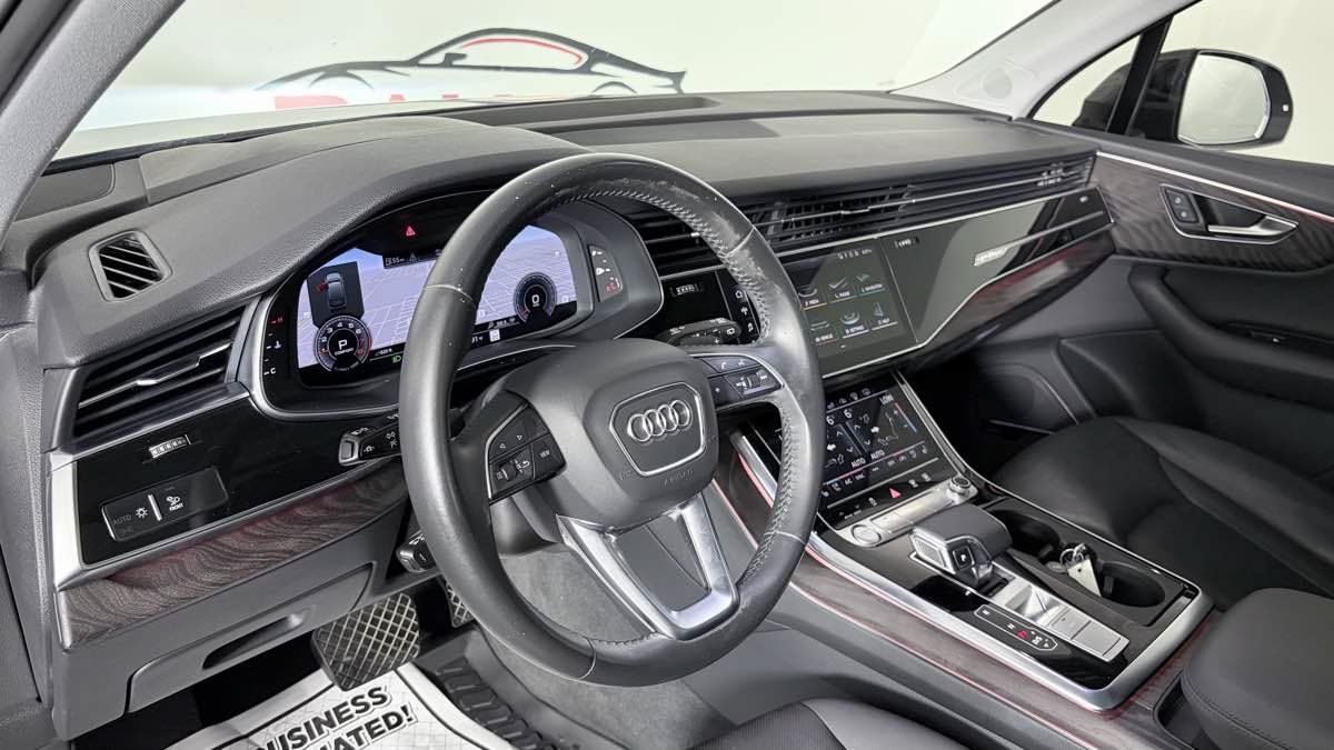Used 2020 Audi Q7 3.0T Prestige w/ Prestige Package AWD/4WD image 13