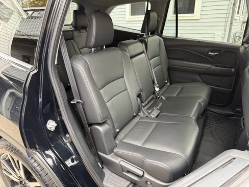 Used 2020 Honda Pilot Touring image 41