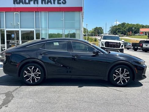 Used 2023 Toyota Crown AWD/4WD image 2