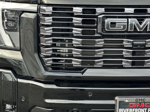 Used 2025 GMC Sierra 2500 Denali Ultimate w/ Snow Plow Prep/Camper Package image 46