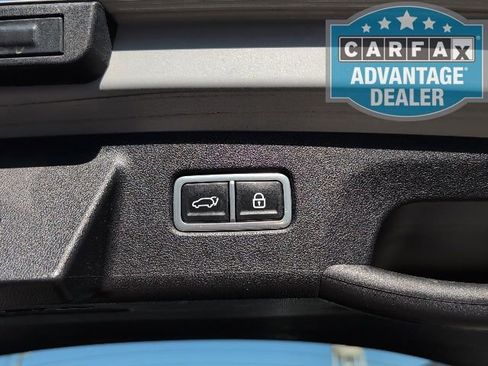 Used 2022 Kia Sorento SX image 11