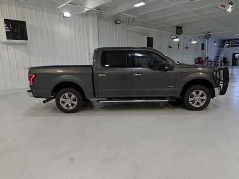Used 2015 Ford F150 XLT w/ Equipment Group 301A Mid RWD image 6