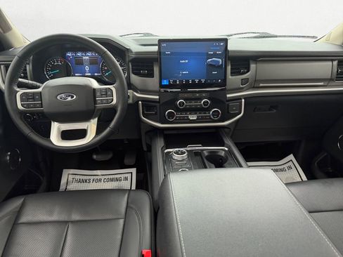 Used 2022 Ford Expedition XLT AWD/4WD image 10