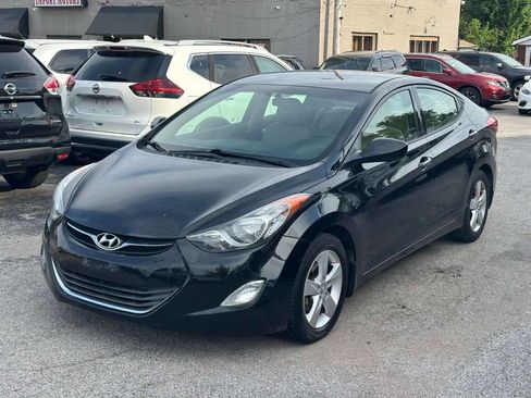 Used 2013 Hyundai Elantra GLS w/ Preferred Pkg FWD image 1