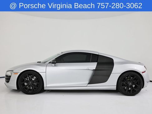 Used 2011 Audi R8 V10 AWD/4WD image 2